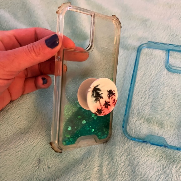 iPhone 11 mint green 256gb - Picture 2 of 13